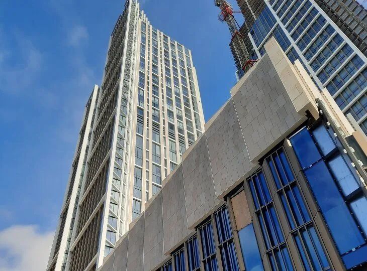 원 나인 엘름스(One Nine Elms)
